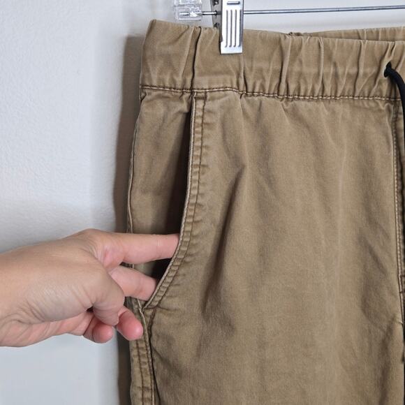 OLD NAVY Modern Jogger Pants Tan Built In Flex Size S - Picture 6 of 10